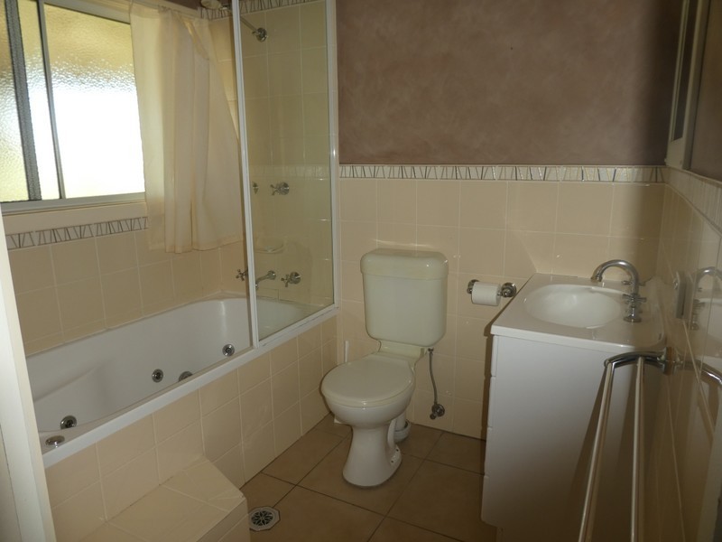 73 Eagle Street, Gundagai NSW 2722