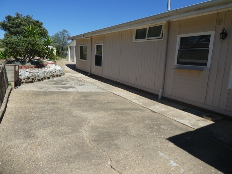 73 Eagle Street, Gundagai NSW 2722