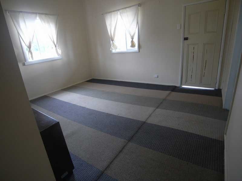 24 Mount Street, Gundagai NSW 2722