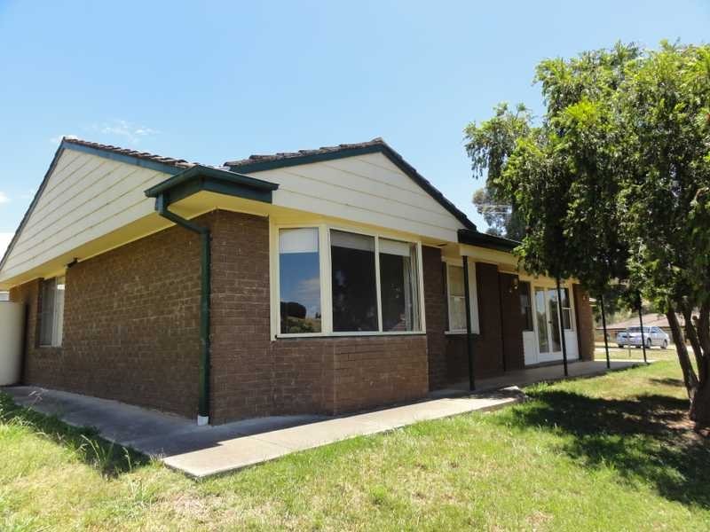 114 William Street, Gundagai NSW 2722