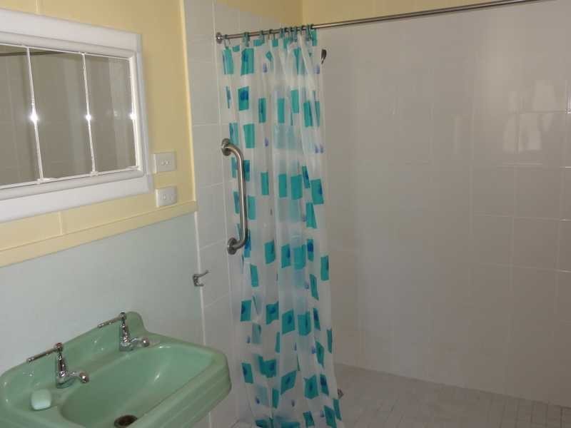 6 Kitchener Street, Gundagai NSW 2722