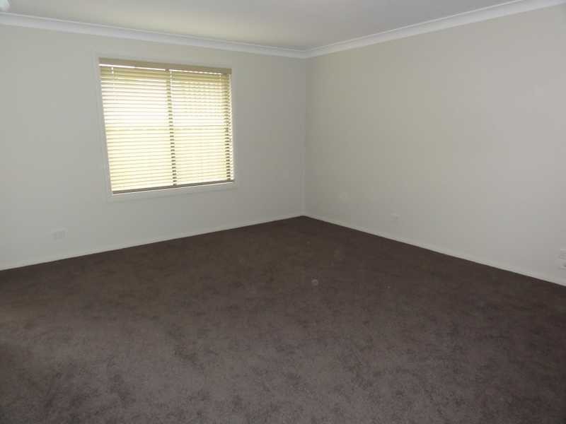 Unit 2/44 West Street, Gundagai NSW 2722