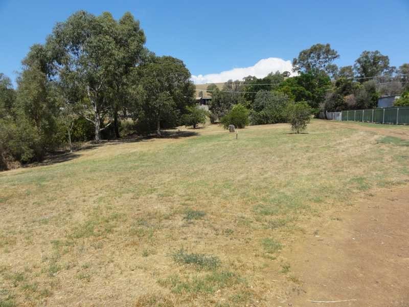 15 Eagle Street, Gundagai NSW 2722