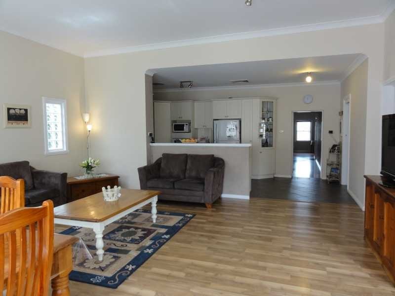 53 First Avenue, Gundagai NSW 2722