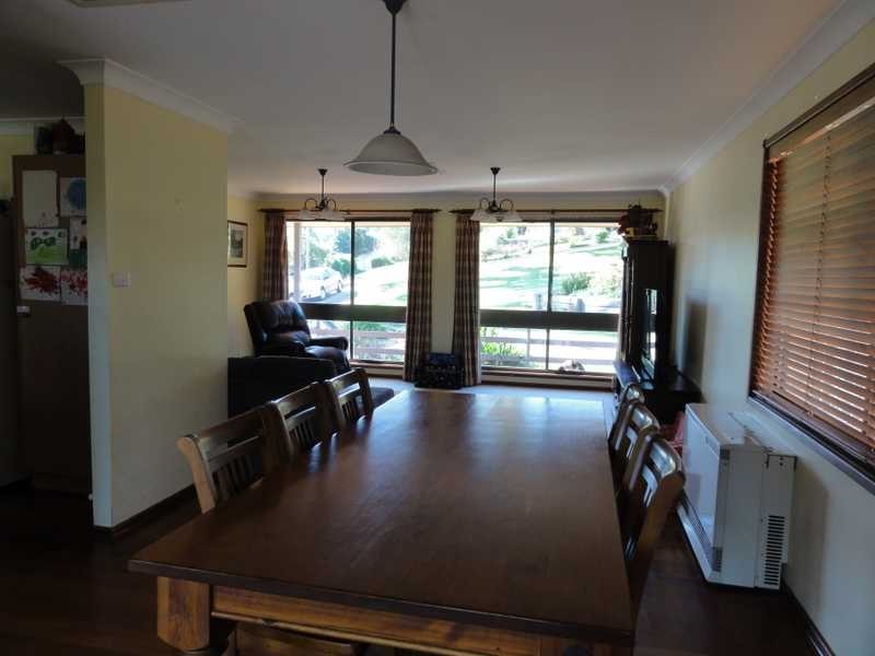 112 Hanley Street, Gundagai NSW 2722