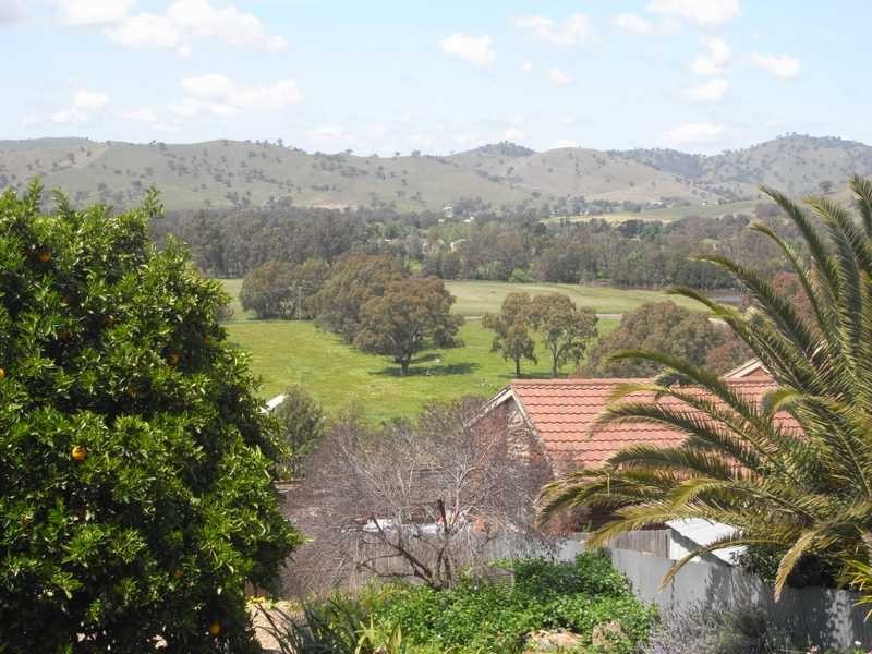 19 Virgil Street, Gundagai NSW 2722