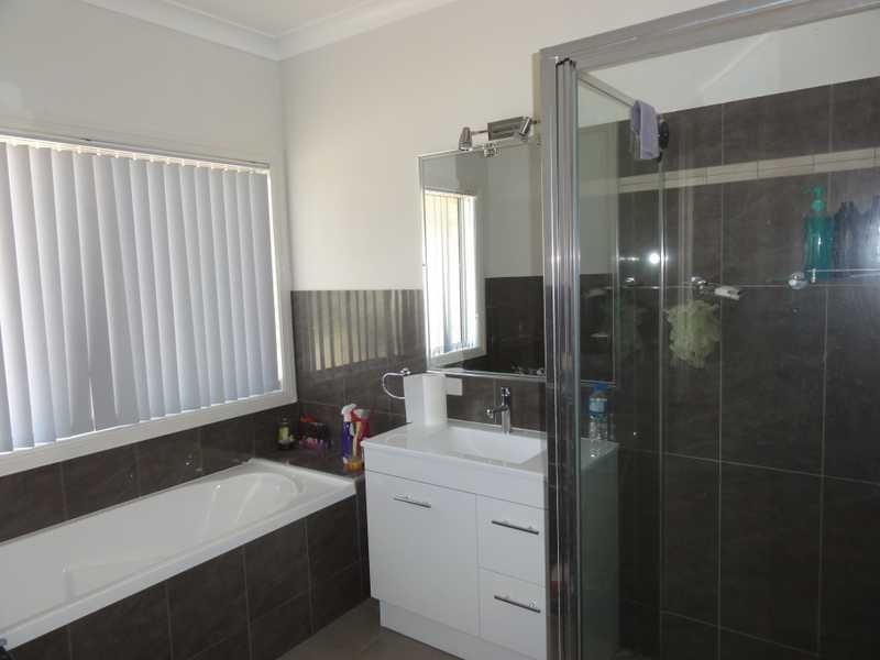 37 Mount Street, Gundagai NSW 2722