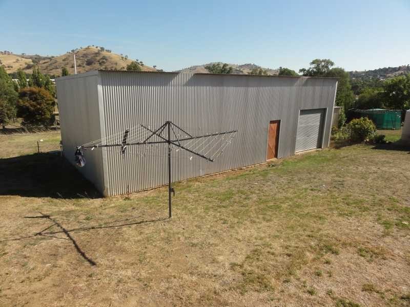 37 Mount Street, Gundagai NSW 2722