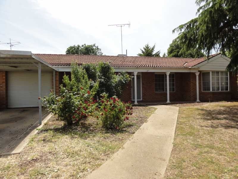 141 Hanley Street, Gundagai NSW 2722