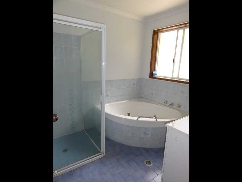 141 Hanley Street, Gundagai NSW 2722