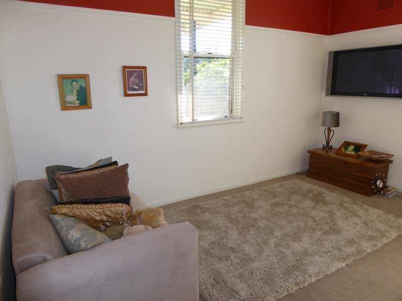 164 Punch Street, Gundagai NSW 2722