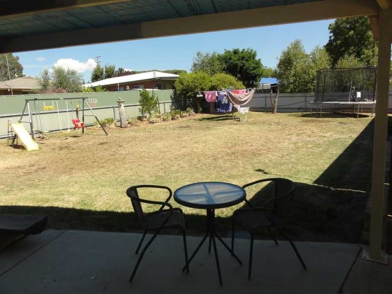 1 Carrigg Place, Gundagai NSW 2722