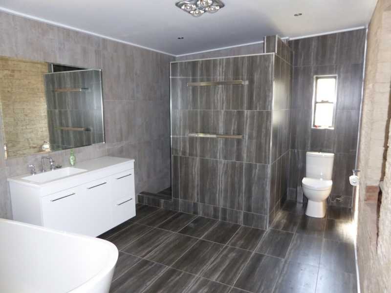 49 Mount Street, Gundagai NSW 2722