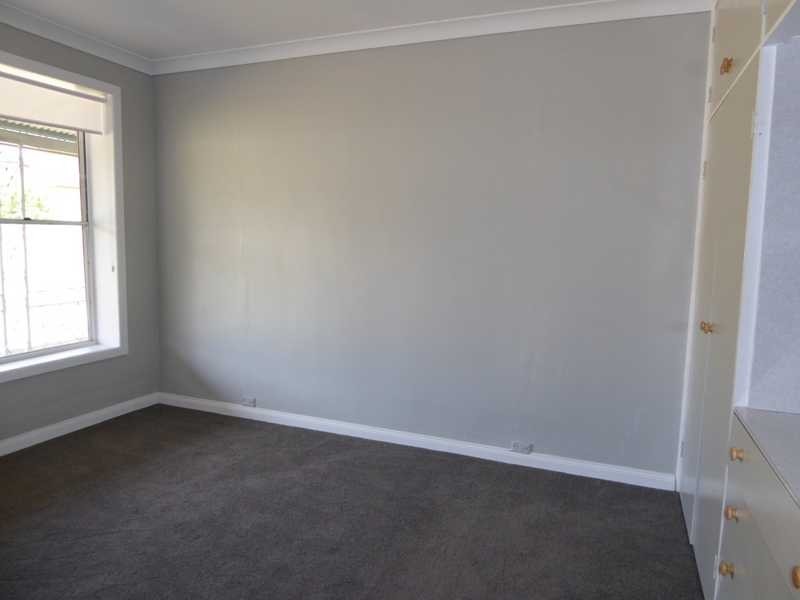 49 Mount Street, Gundagai NSW 2722