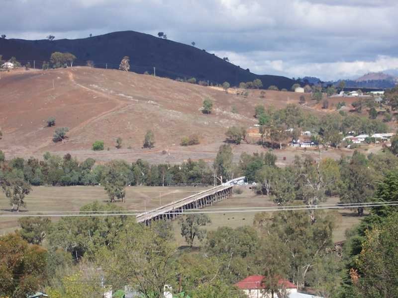 25 Homer Street, Gundagai NSW 2722