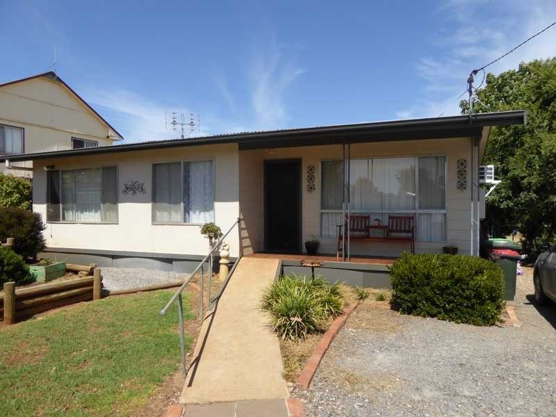 29 Luke Street, Gundagai NSW 2722