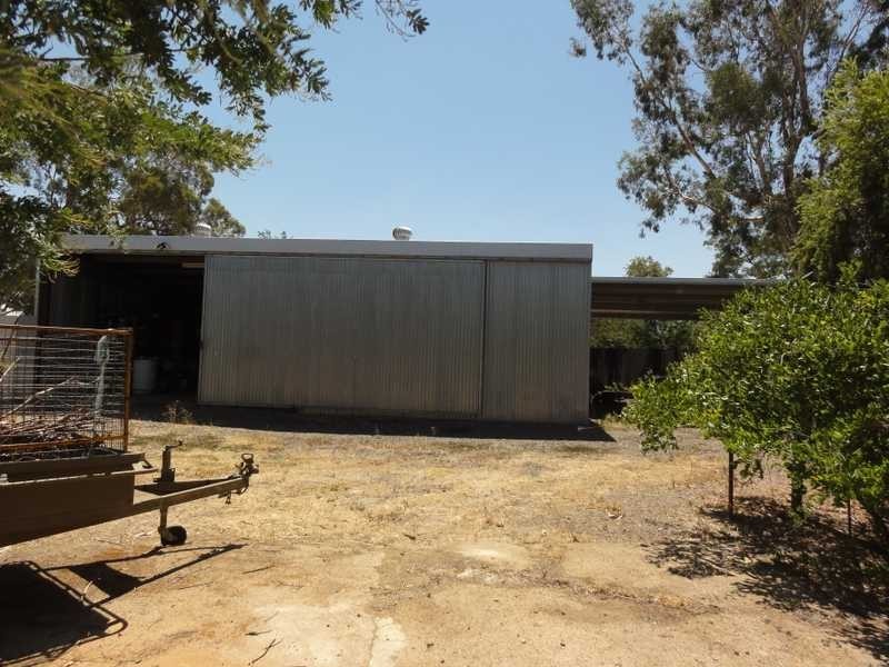 1 Bridge Street, Muttama NSW 2722