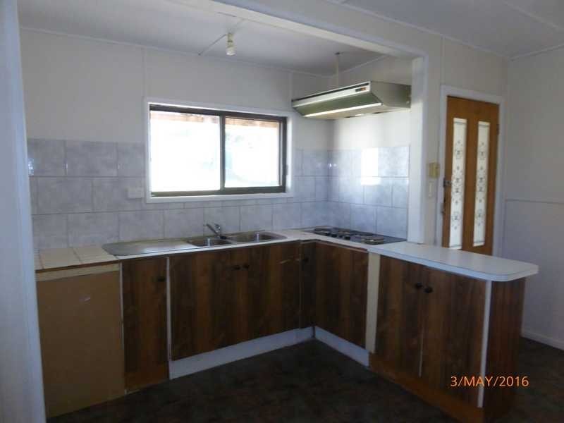 12 Dodd Street, Gundagai NSW 2722