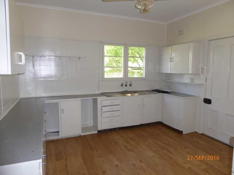 Benangaroo Farmhouse, Jugiong NSW 2726