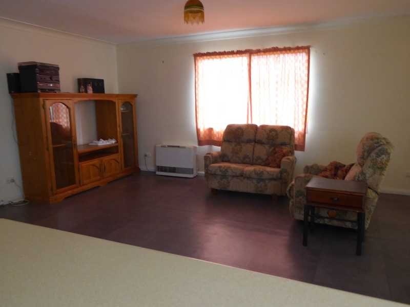 36 Luke Street, Gundagai NSW 2722