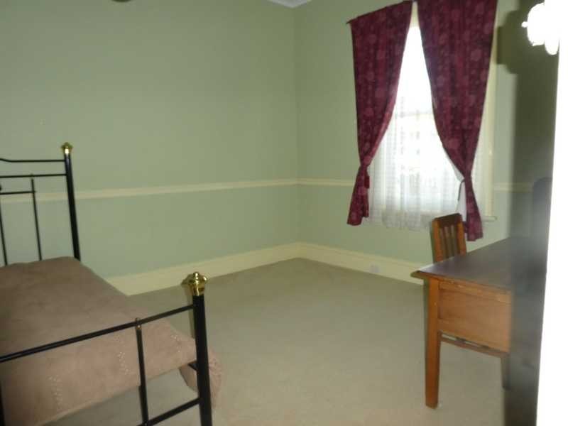 6 Virgil Street, Gundagai NSW 2722