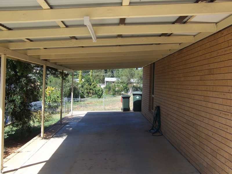 112 William Street, Gundagai NSW 2722