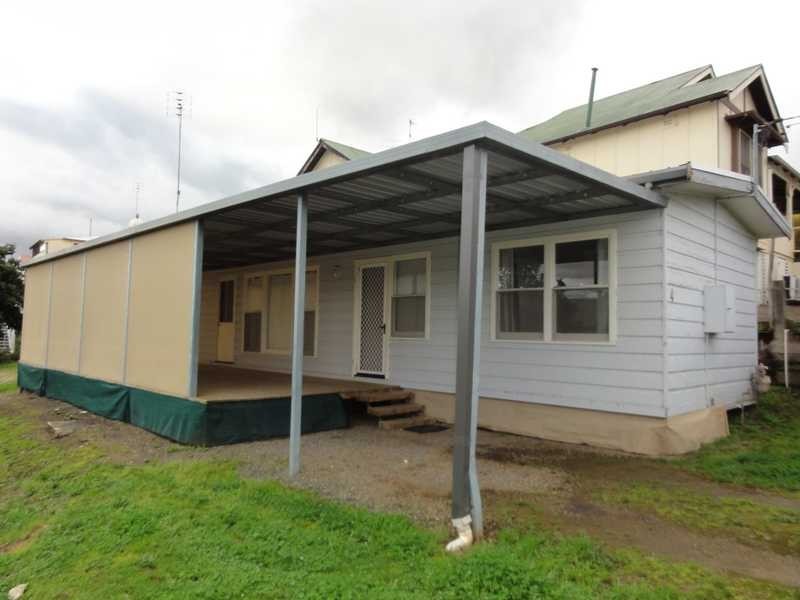 4 Virgil Street, Gundagai NSW 2722