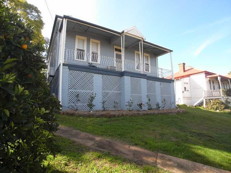 65 Punch Street, Gundagai NSW 2722