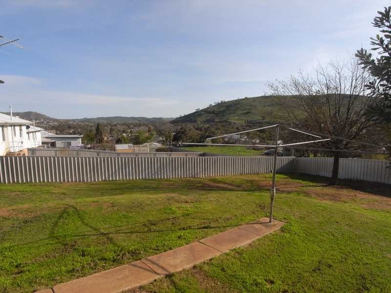 20 Tor Street, Gundagai NSW 2722