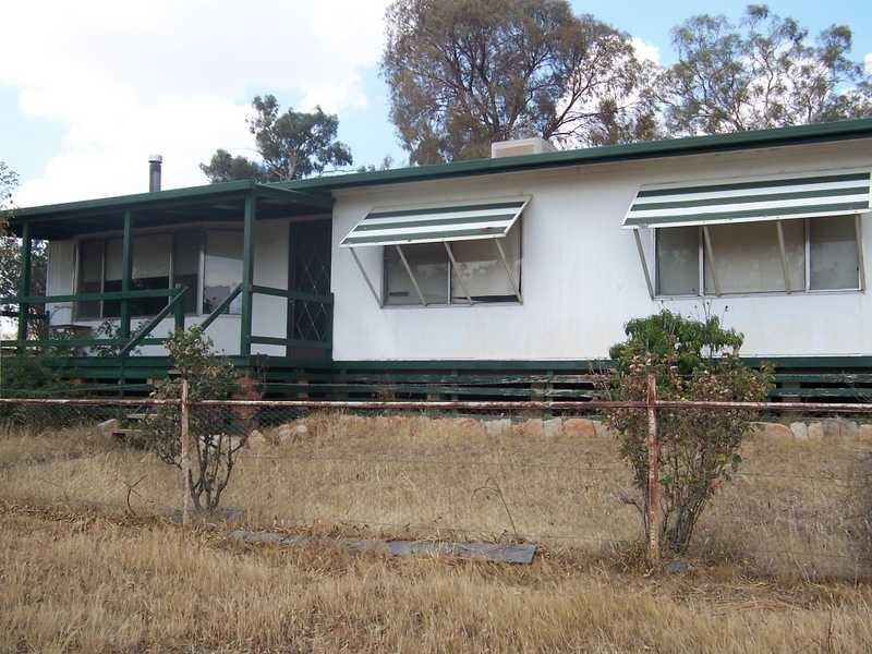 1 Benangaroo Cottage, Hume Highway, Gundagai NSW 2722