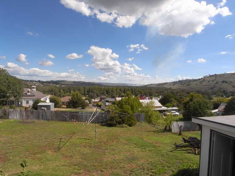 80 Punch Street, Gundagai NSW 2722