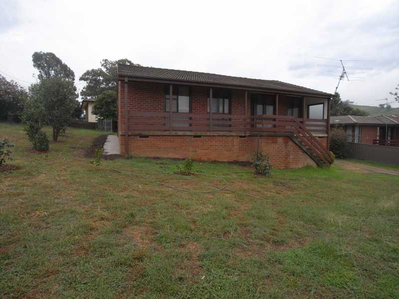 60 Tor Street, Gundagai NSW 2722
