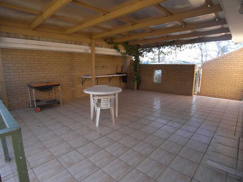 130 West Street, Gundagai NSW 2722
