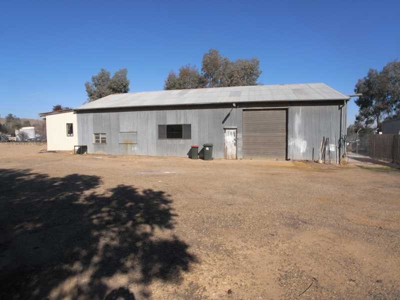 29 Middle Street, Gundagai NSW 2722