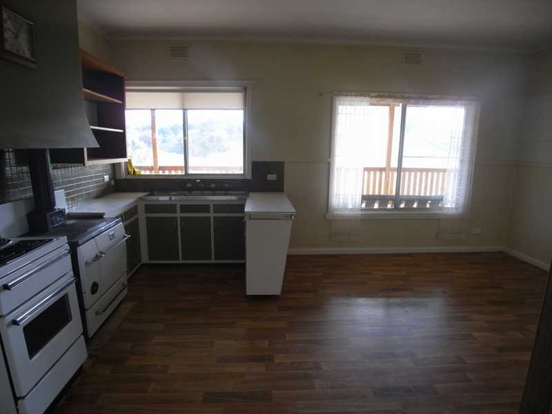 “Burrahi” Jerusalem Creek Road, Gundagai NSW 2722