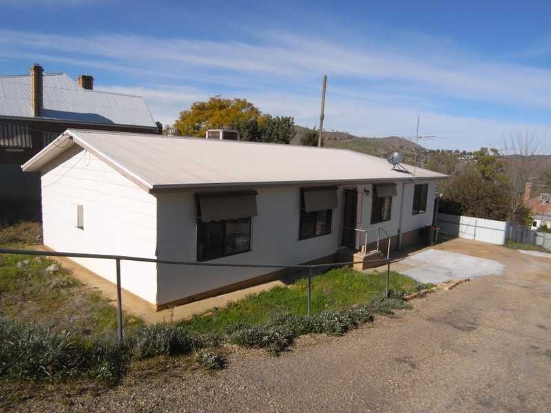 74 First Avenue, Gundagai NSW 2722