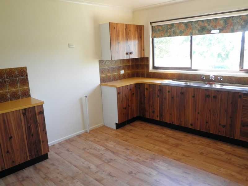 63 Tor Street, Gundagai NSW 2722