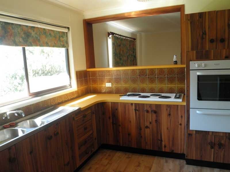 63 Tor Street, Gundagai NSW 2722