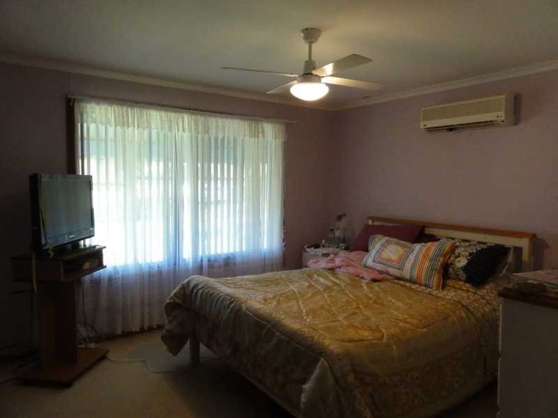 37 Tom Street, Gundagai NSW 2722