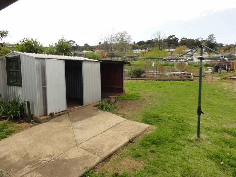 51 West Street, Gundagai NSW 2722