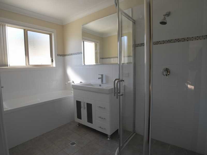 Unit 3/127 Hanley Street, Gundagai NSW 2722