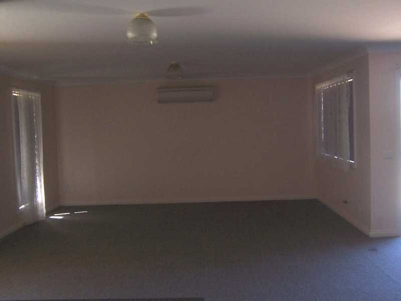 133 West Street, Gundagai NSW 2722