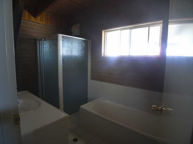 Unit 1/27 Camphor Lane, Gundagai NSW 2722