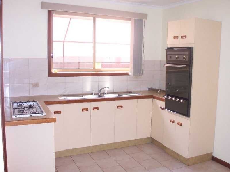 62 Donald Street, Altona Meadows VIC 3028