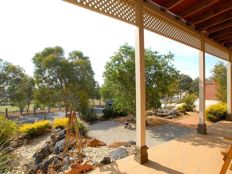 6 The Promenade, Point Cook VIC 3030