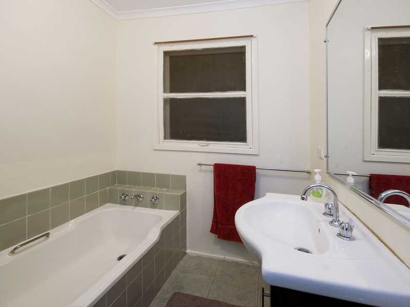 55 Burt Street, Altona VIC 3018