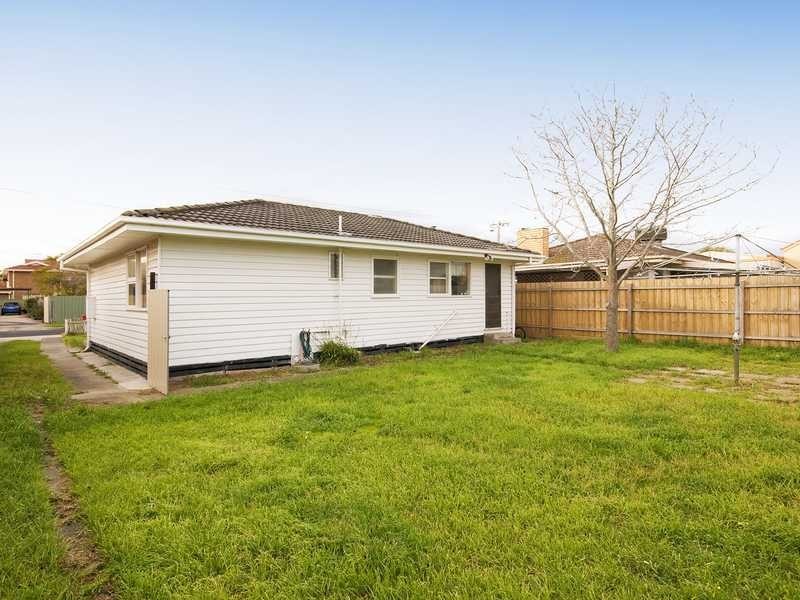 55 Burt Street, Altona VIC 3018