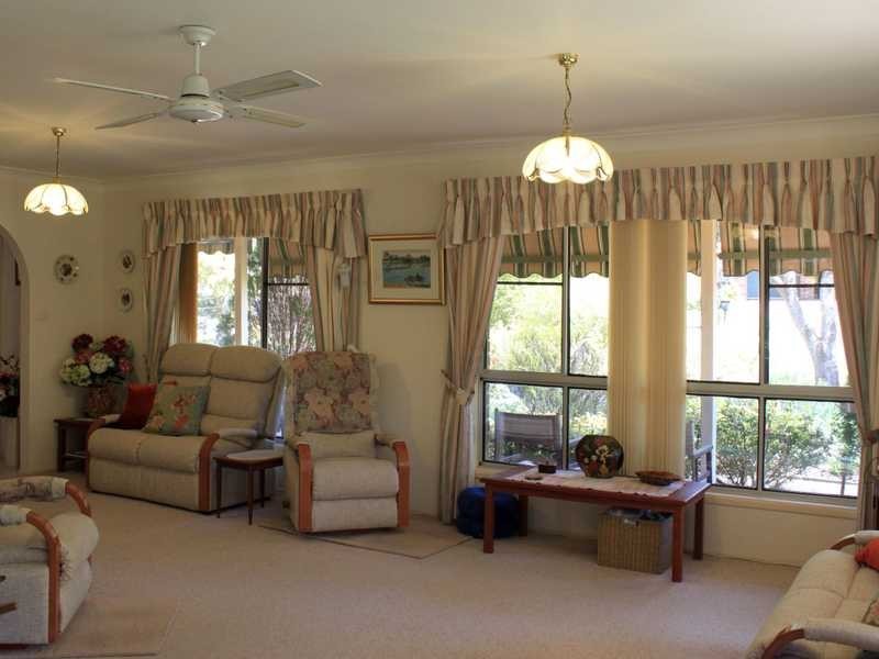 8 St Albans Way, Laurieton NSW 2443