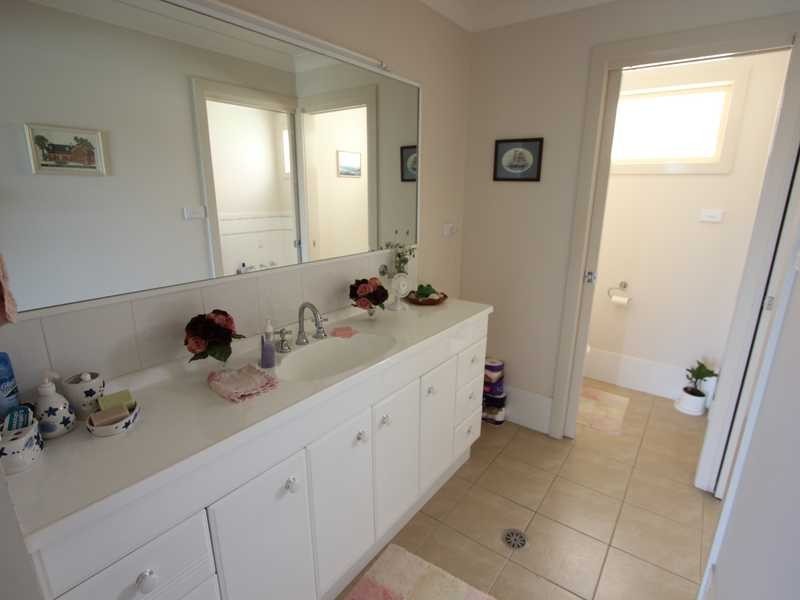 42 Comboyne Street, Kendall NSW 2439