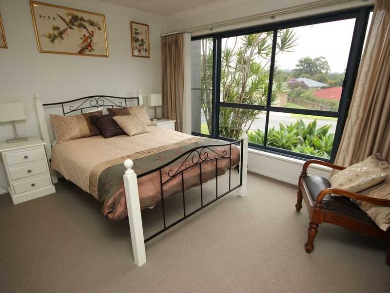 11 Fairwinds Avenue, Laurieton NSW 2443